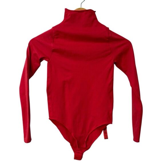 Skims Bodysuit Womens Small Red Long Sleeve Stretch Mock Neck Snap Closure Top - Picture 1 of 7